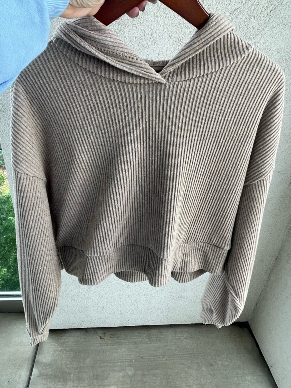 Alo Yoga - Muse Set ( Hoodie + Jogger ) in Gravel Heather - size S/XS - Picture 7 of 10